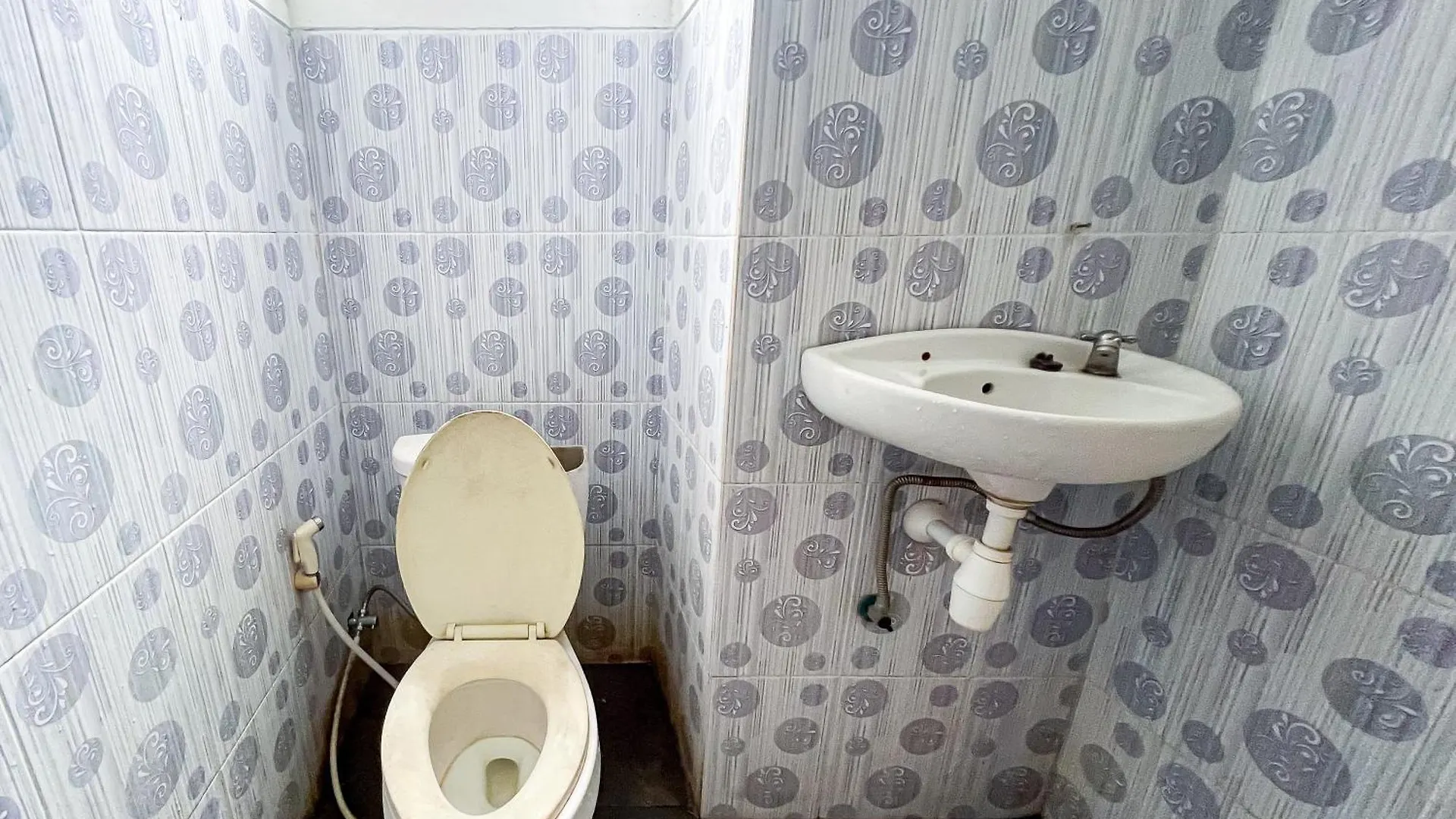 ** Hotel Reddoorz At Napura Homestay Teuku Umar Denpasar Indonesien